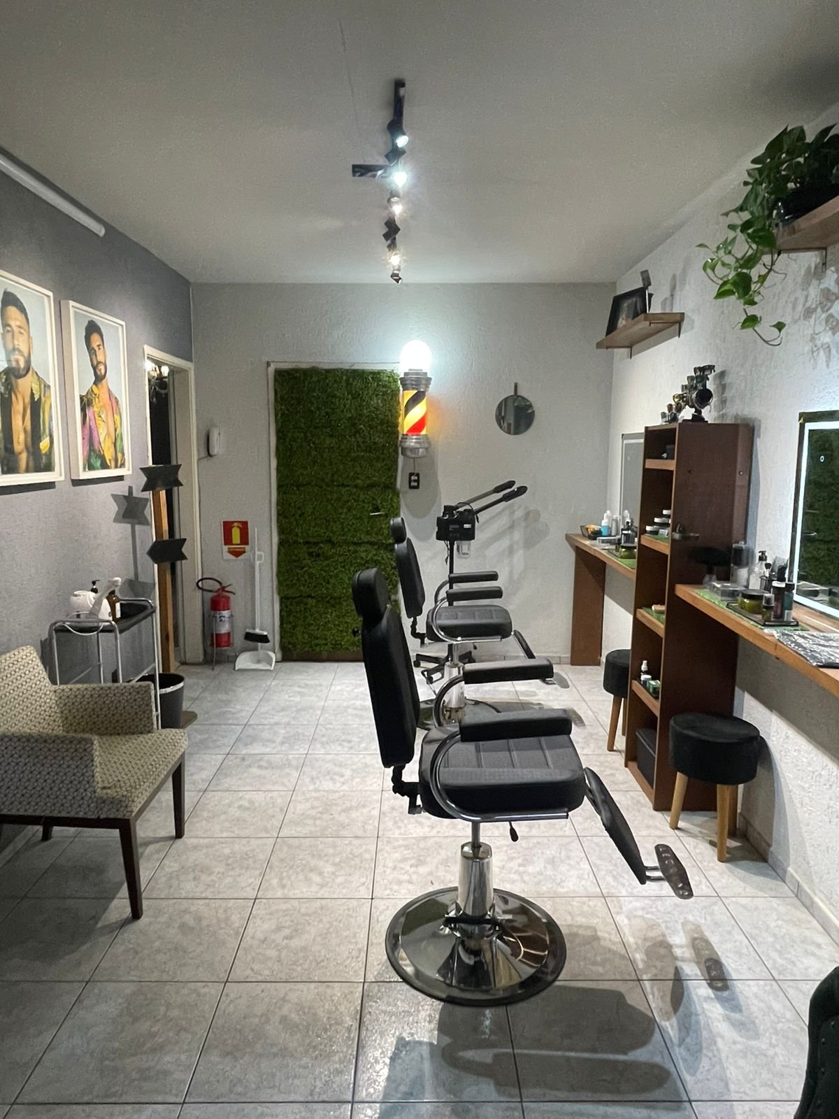 Ambiente da Brotta Barbearia Naturista em Pinheiros