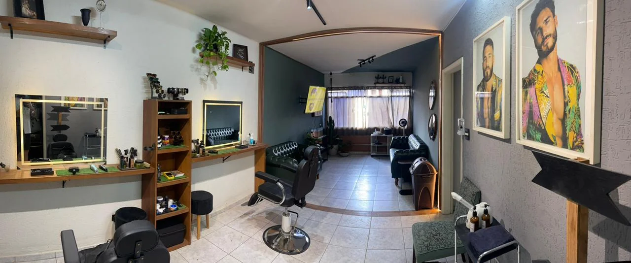 O ambiente exclusivo da Brotta Barbearia Naturista em Pinheiros